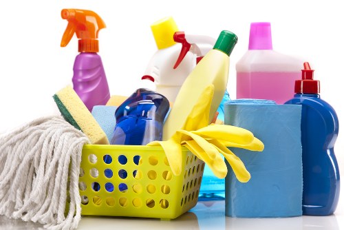 Deep cleaning service for a SW14 residential property